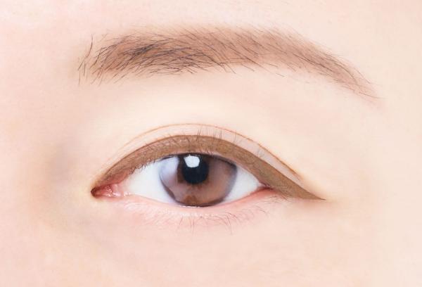 ラブ・ライナー リキッドアイライナーR5　