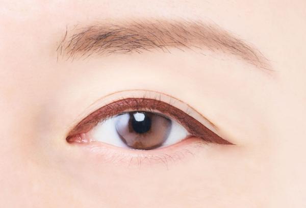 ラブ・ライナー リキッドアイライナーR5　